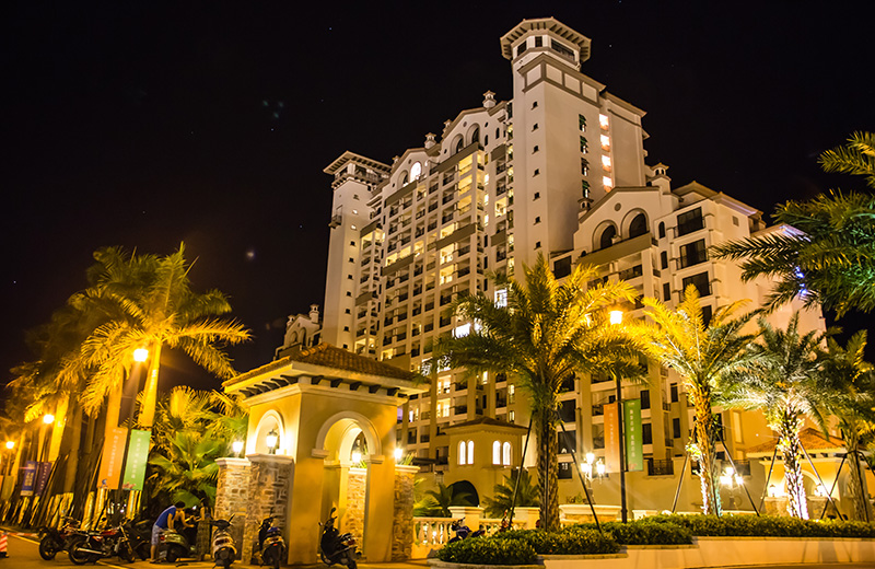 萬科地產-雙月灣